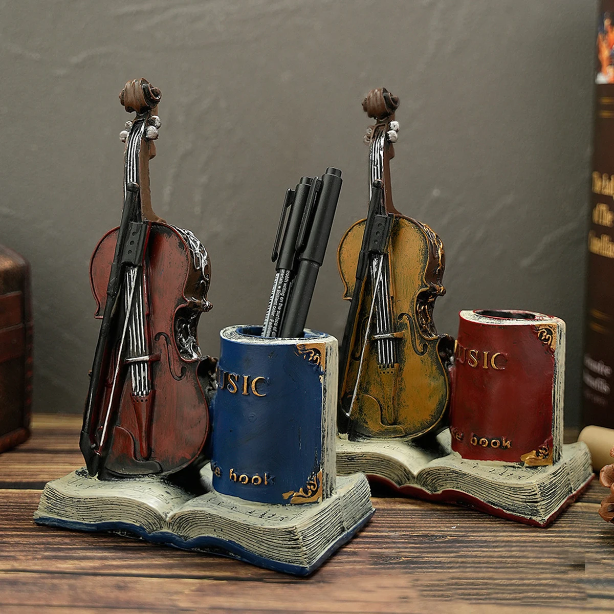 New saxophone resin handicraft pen holder ornaments Violin storage pen holder Office and home decoration holder Pen holder pen holder desk organizer pen and brush holder pencil holder tool