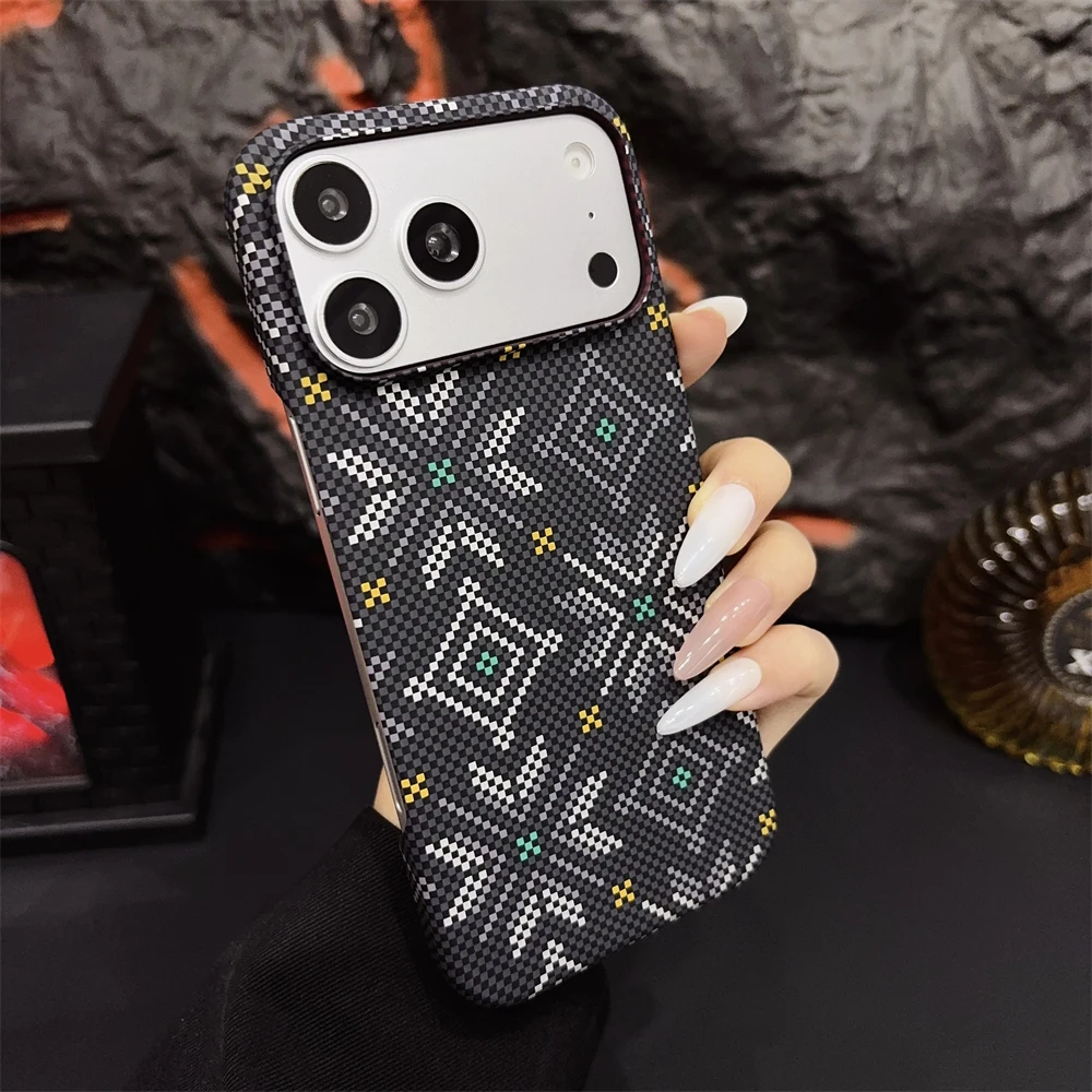 Kevlar-Infused Magnetic Carbon Fiber Pattern Phone Case with Colorful Frosted Finish