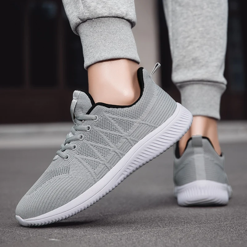 New Men Running Shoes 2023 Comfortable Sport Shoes Men Trend Lightweight Walking Shoes Men Sneakers Breathable Zapatillas 35-46