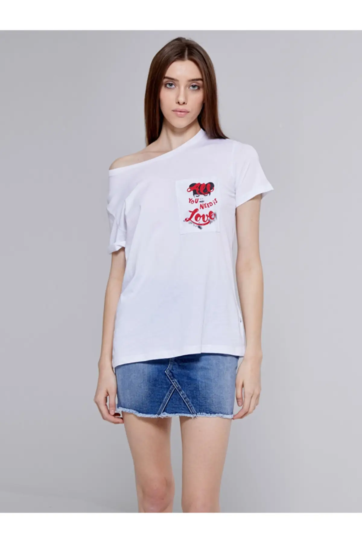 

Bella Short Skirt