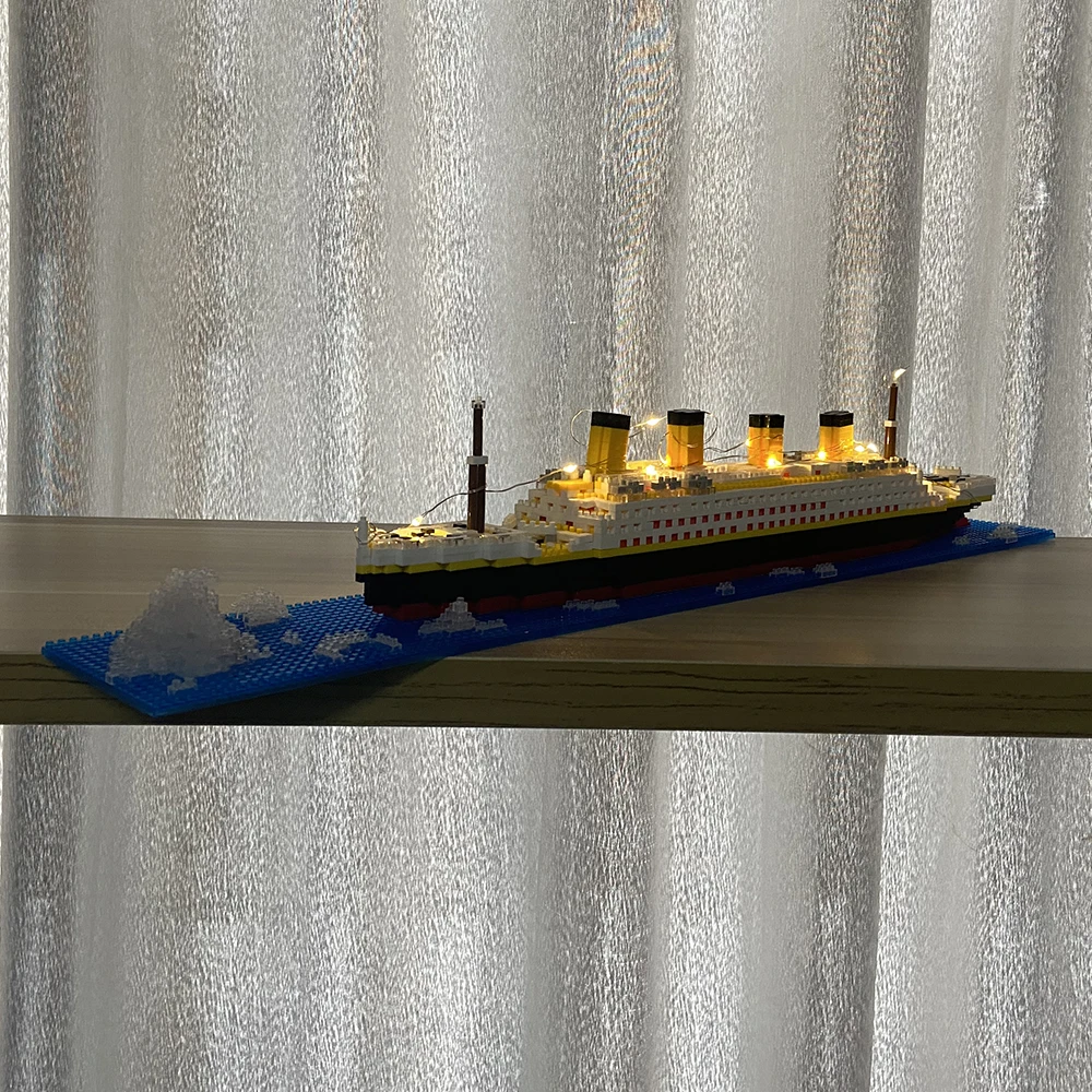 Titanic + Iceberg 2in1 ¤ Jeu Construction 2288 Pièces ¤ 2 modèle