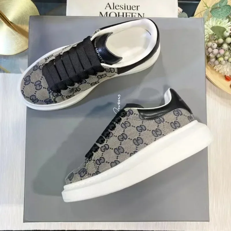 Spring New Couple Casual Shoes 2025 Designer Versatile Breathable Platform Sneakers Men's Women Elevated Muffin Board Shoe Tenis 4