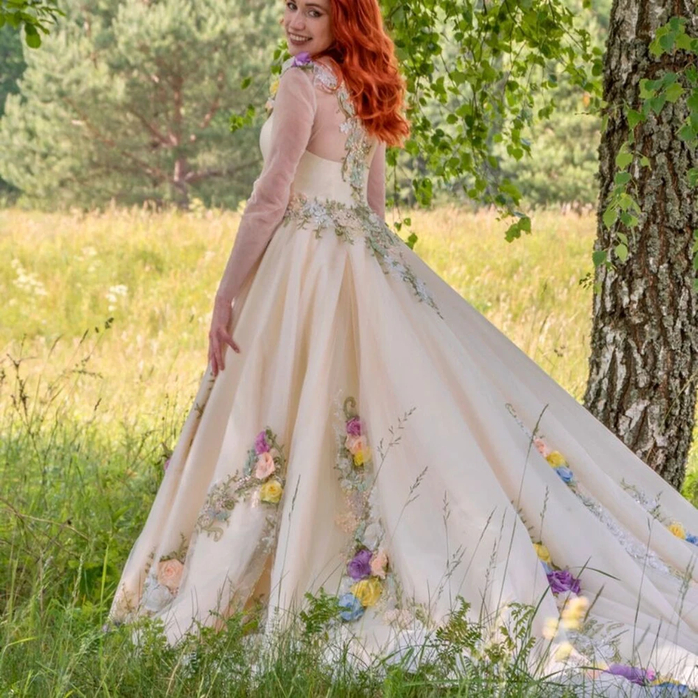 green emerald velvet dress Elegant Ivory Baroque Lace Fit-and-Flare Wedding Dress – ML153 – Viniodress main image 1