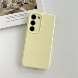 Luxury Liquid Silicone Solid Color Soft Case with Lens Protection and Shockproof Cover - Samsung S24Plus (Light Yellow)