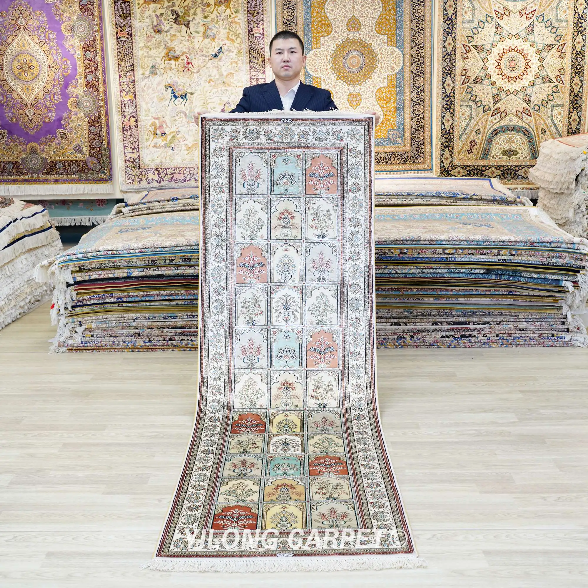 https://ae01.alicdn.com/kf/Sf7d4d3ca080b405cace920c9aa94054fV/2-5-x8-Four-Seasons-Handmade-Silk-Hallway-Rug-Runner-Classic-Carpet-HF350B.jpg