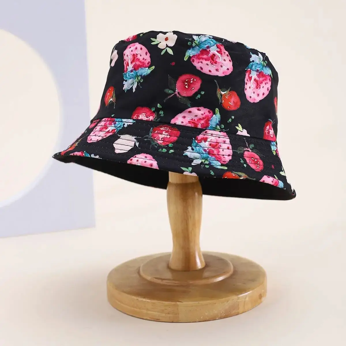 A children's strawberry printed bucket hat with double-sided sun visor cute spring summer versatile basin hat for boys girls