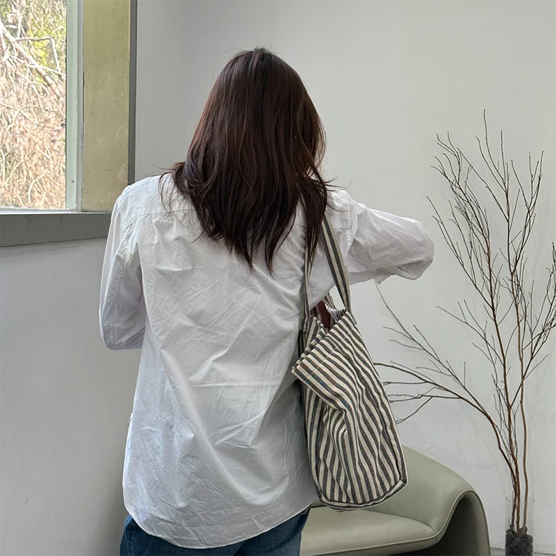 Eco Friendly Vertical Striped Fabric Large Capacity Shoulder