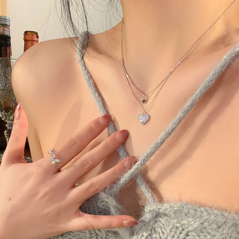 Collana Girocollo Donna Edary Con Ciondolo A Cuore In Argento E Perle Finte. Stile Bohémien, Lunga 35 Cm + 7 Cm Di Estensione. Regalo Perfetto.