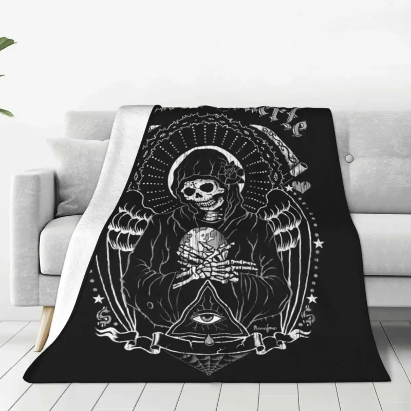 

Skull Blanket Velvet Horror Halloween Ultra-Soft Throw Blankets for Airplane Travel Bedroom Quilt