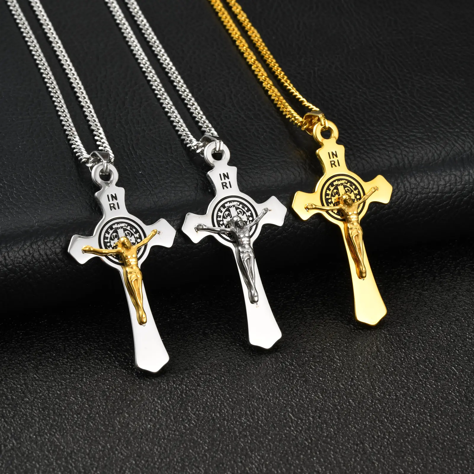 Vnox Heiliger Benedikt Katholisches Kreuz-Anhänger-Halskette für Männer und Frauen, 50/60/70cm Edelstahl-Gliederkette, Religiöser Schmuck Geschenk