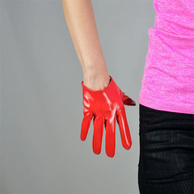 70 cm Lange Leder Handschuhe Kurze Weibliche Mode Stil Faux Pu Frauen Schwarz Glänzend Nachtclub Party Cosplay Mädchen Kinder fotografie – Detail 28