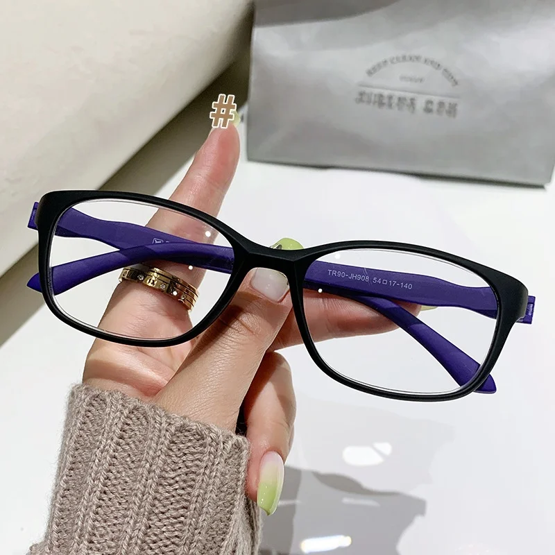 Chic Square Frame Lightweight Women's Reading Glasses