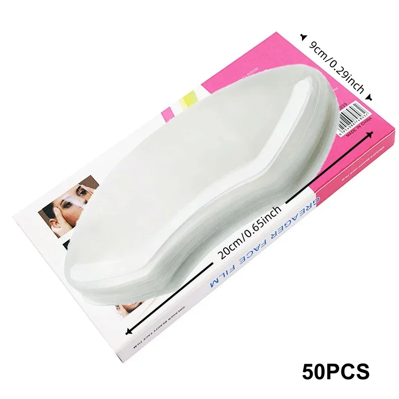 Lunettes de protection anti-buée pour coiffure et maquillage, portées par un coiffeur.