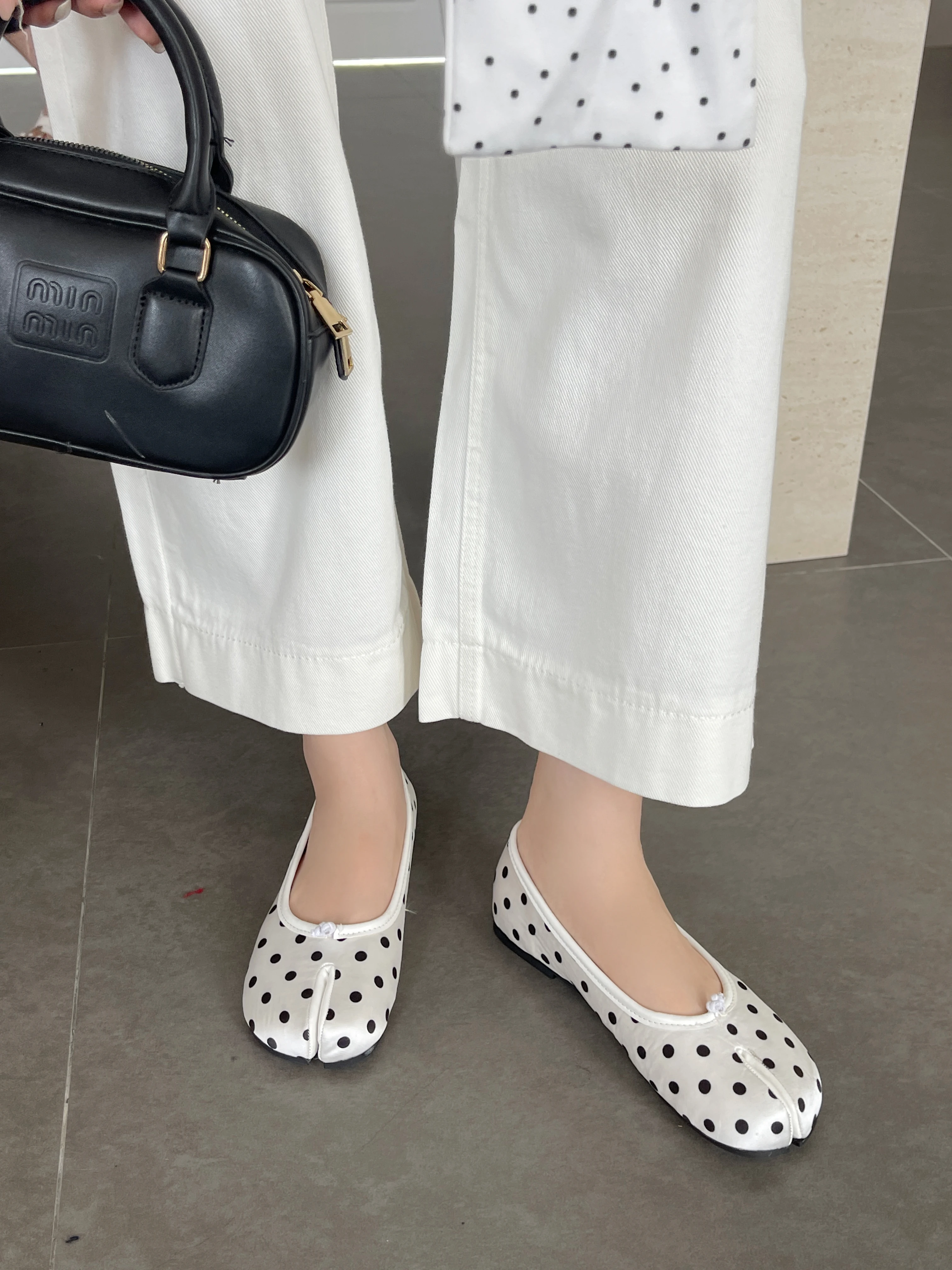 النساء الشقق تابي النينجا أحذية امرأة السيدات ستوكات الجلود مريح الشقق سبليت تو النعال لينة أسفل المتسكعون الصلبة موجز لا