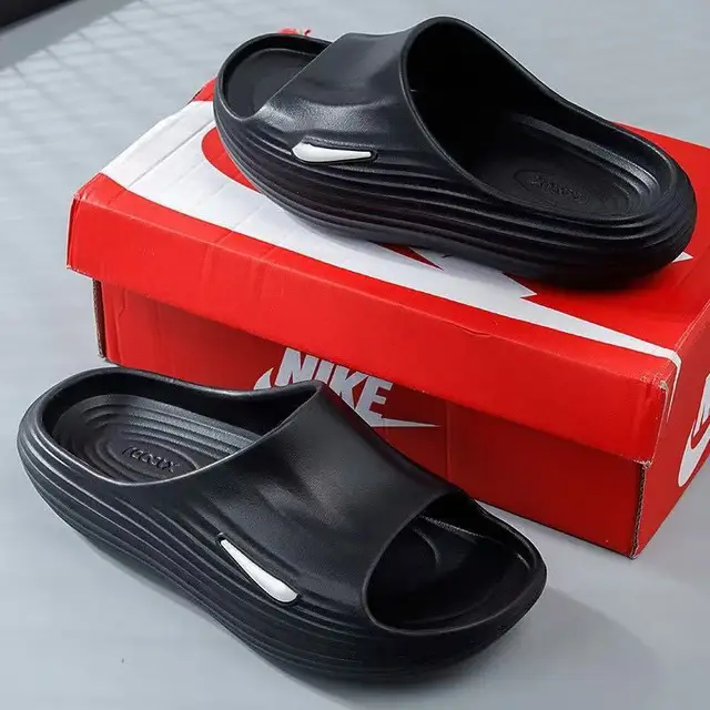 New Summer Thick Bottom EVA Slippers Indoor Outdoor Casual Soft Sole Anti-Slip Couple Sandals Breathable Waterproof Convenient 1