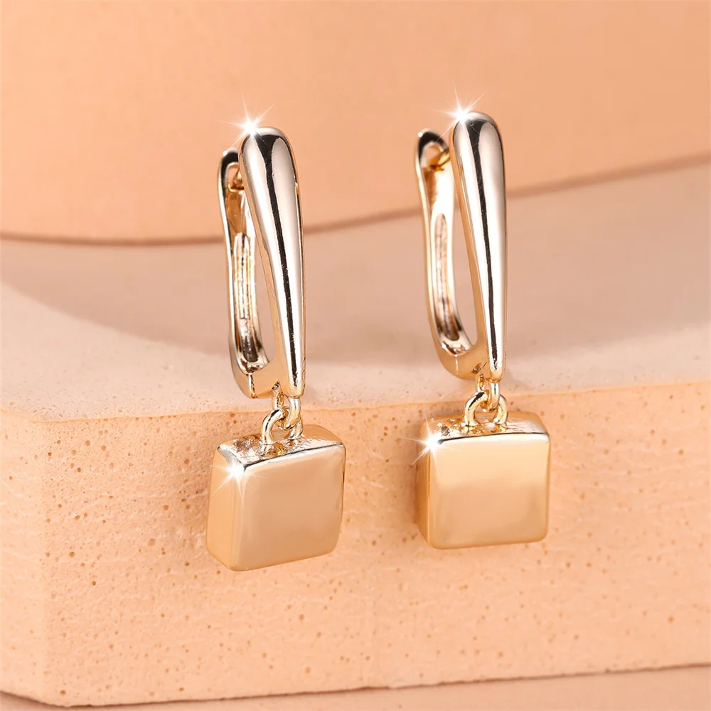 Punk Smooth Metal Small Square Pendant Hoop Earrings For Women Vintage Gold Color Ear Buckle Wedding Jewelry Engagement Gifts