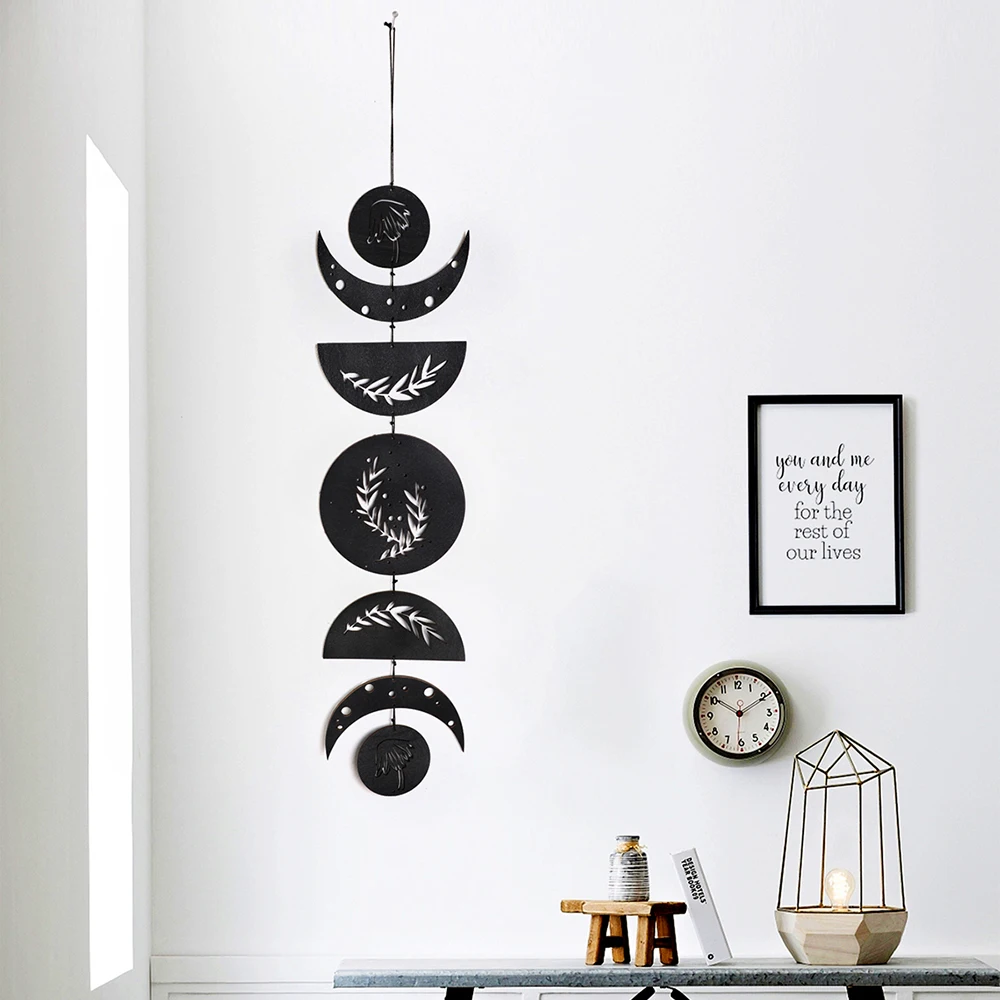 

Boho Wall Decor Wooden Moon Phase Room Decor Hanging Black Moon Wood Garland Farmhouse Wall Art Home Decoretion for Living Room