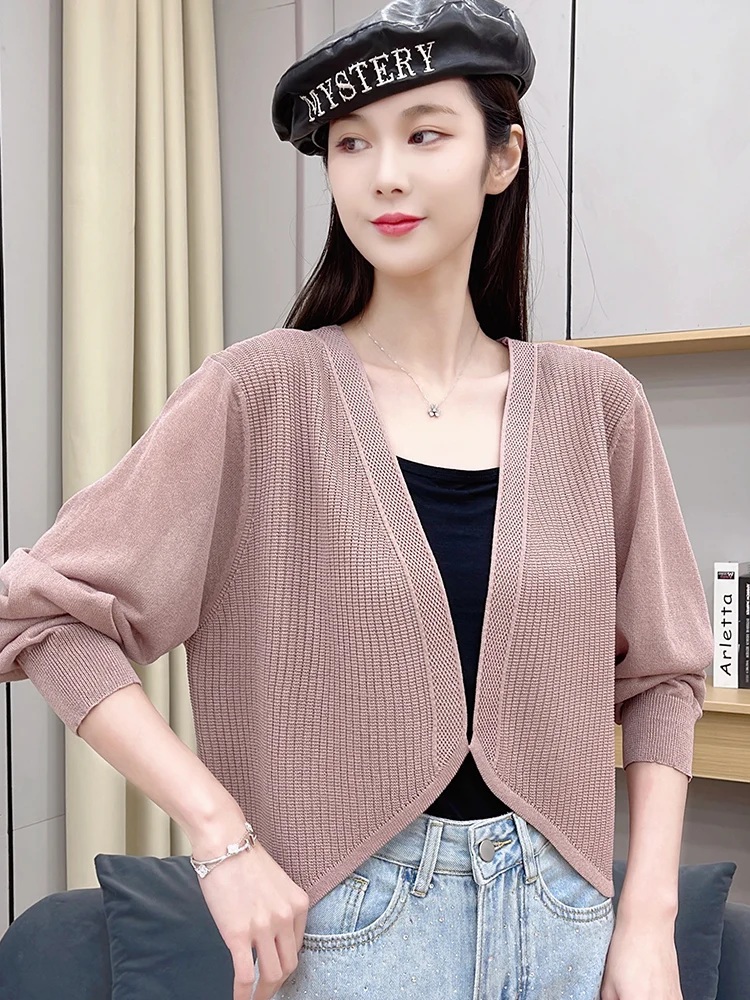 

High Quality Summer Short Shawl Women's Ice Silk Knitted Cardigan, New Western-style and Fashionable Outerwear Sunscreen Jacket