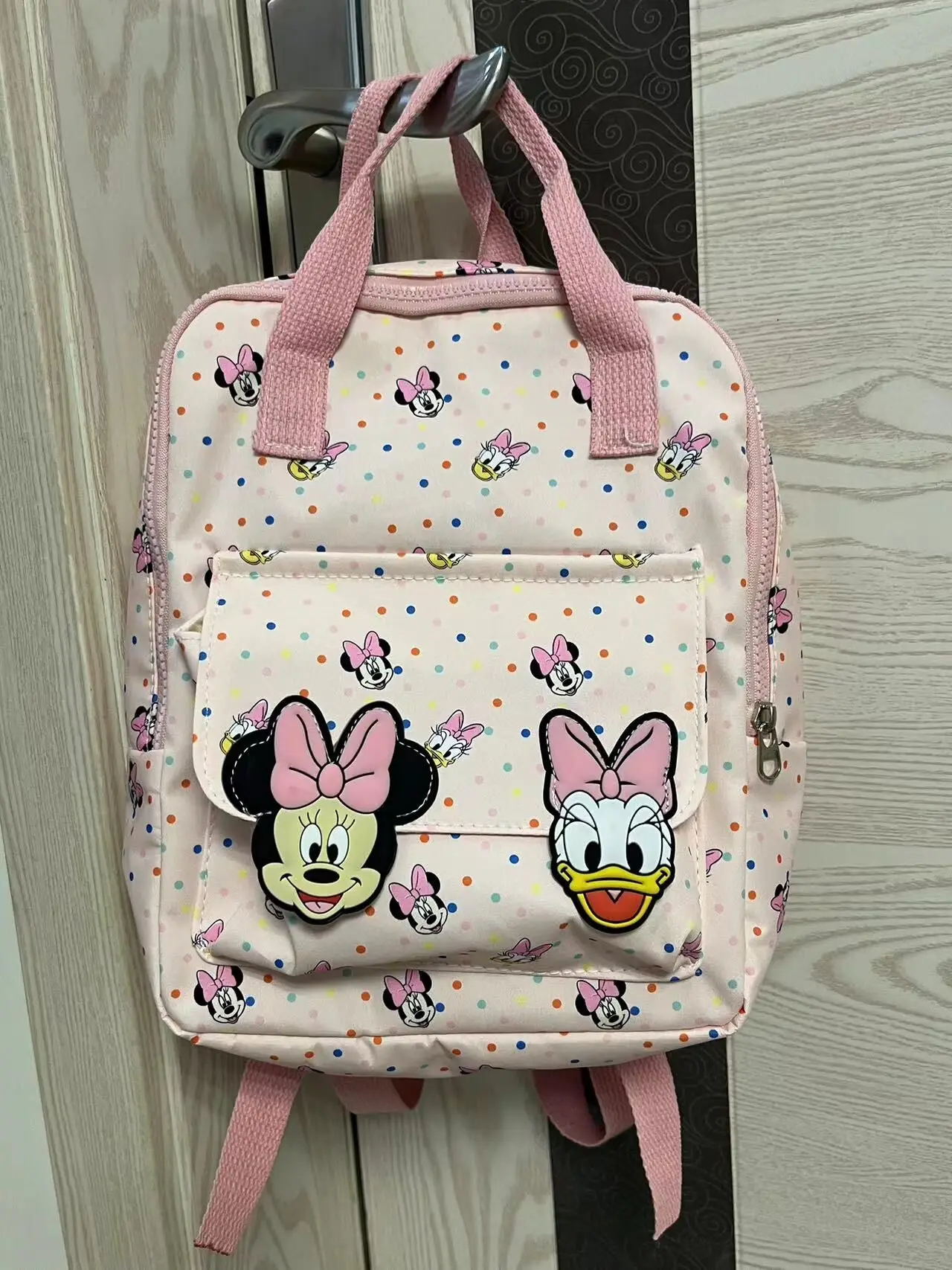 

Disney cartoon cute Minnie Mouse New Kids Backpack Mini Schoolbag Girls and Boys Cute Shoulder Bag