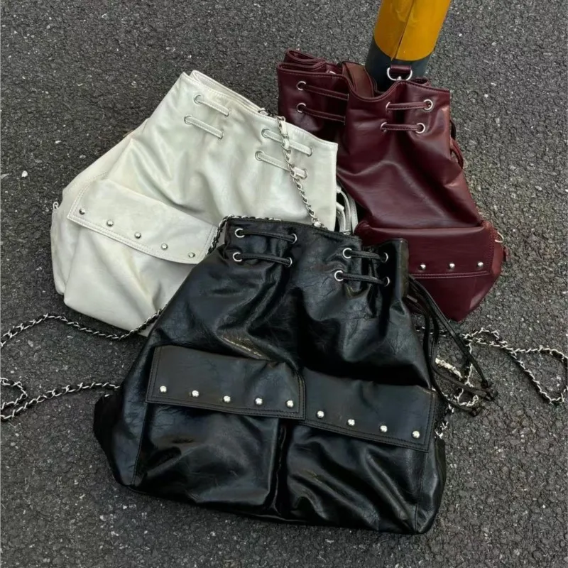 Harajuku Solid Color Chain Backpack Women Drawstring Studded Leather Large Capacity Backpack Ladies Fashion Y2k Mochilas Mujer