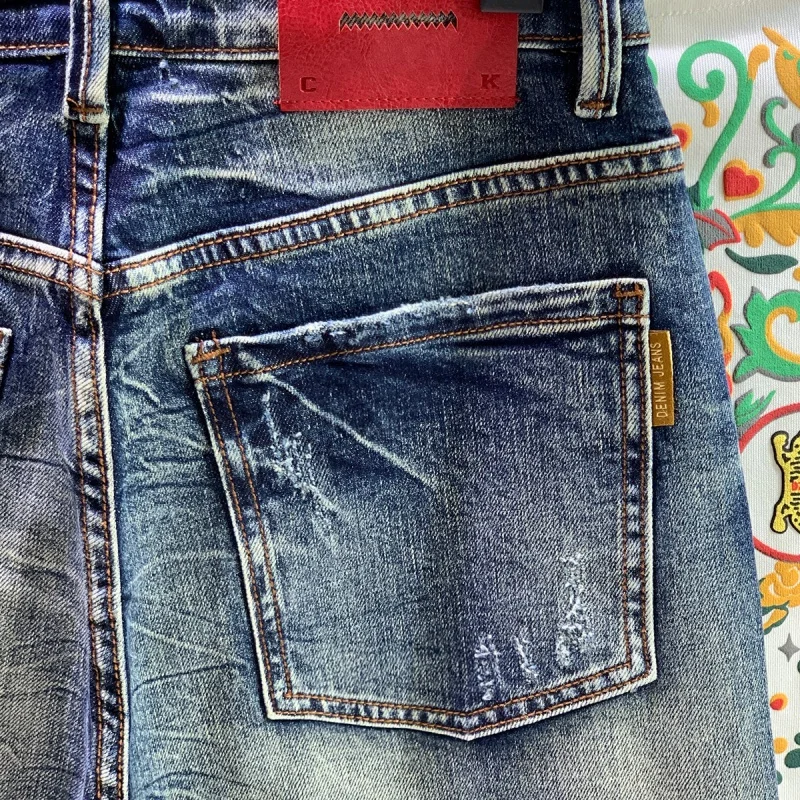 Рисунок 5 - Джинсы мужские варенные в стиле ретро