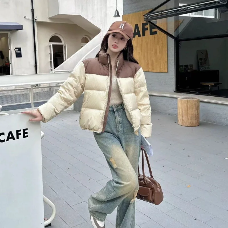 

2023 Fashion Colored Standing Collar Down Coat for Women's Short Style New Popular Small Man Bread Coat