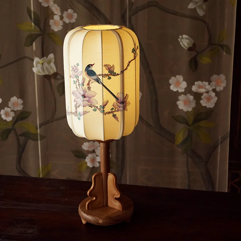 Chinese Cloth Art Table Lamp Small Hand-Painted Teen Silk Night Lights Advanced Sense Study Bedroom Bedside Lamp