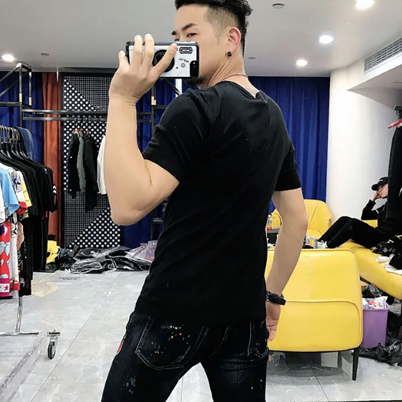 Men's T-shirt With Decorative Studs And Short Sleeves For Men_voghion.com