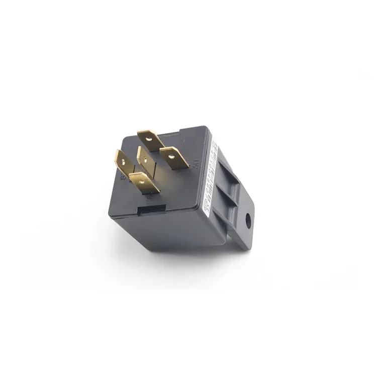 CJ720cj730 relay GPS locator tracker motorcycle anti-theft 2G 4G car positioning