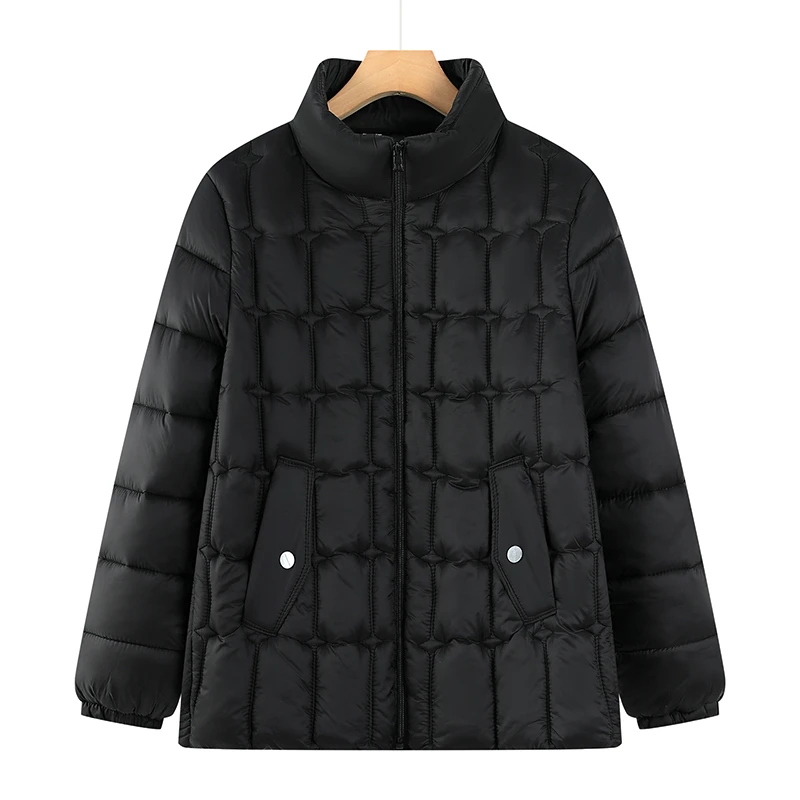 سترة قطنية شتوية سميكة جديدة للنساء في منتصف العمر...