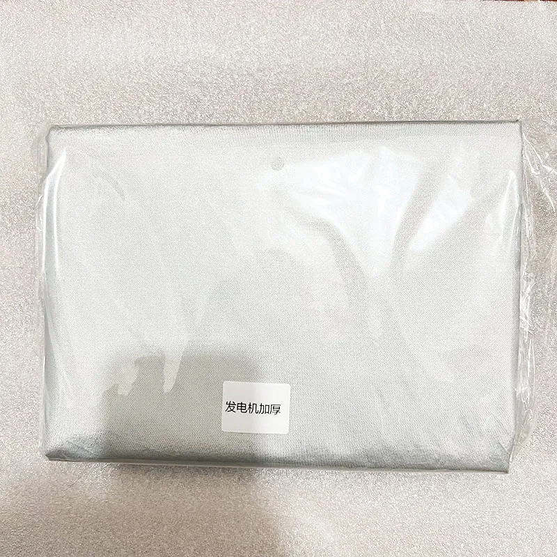 Détail de la housse de protection pour drone agricole DJI Agras T40, avec coutures renforcées et matériau imperméable.