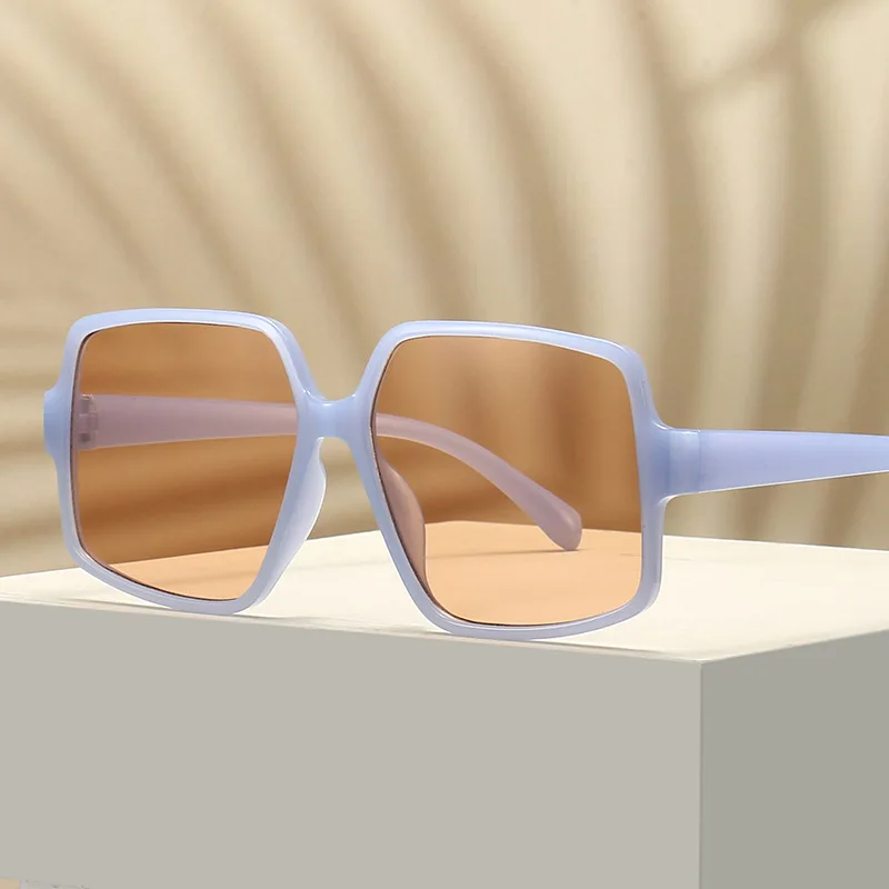 

MIZHO Fashion Square Sunglasses Designer Luxury Women's Cat Eye Sunglasses Classic Retro Glasses UV400