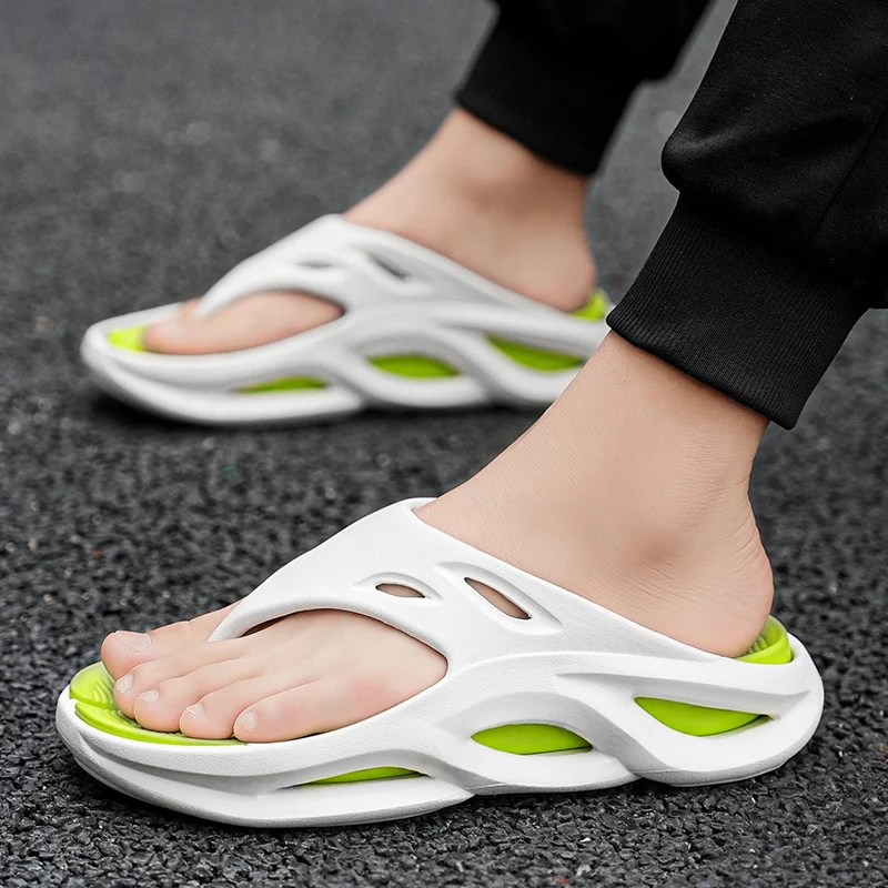 Flip Flops Men's Slippers Flat Sandals Shoes for Men Wear-resistant Ventilate Soft and Comfortable Indoor and Outdoor Beach Shoe