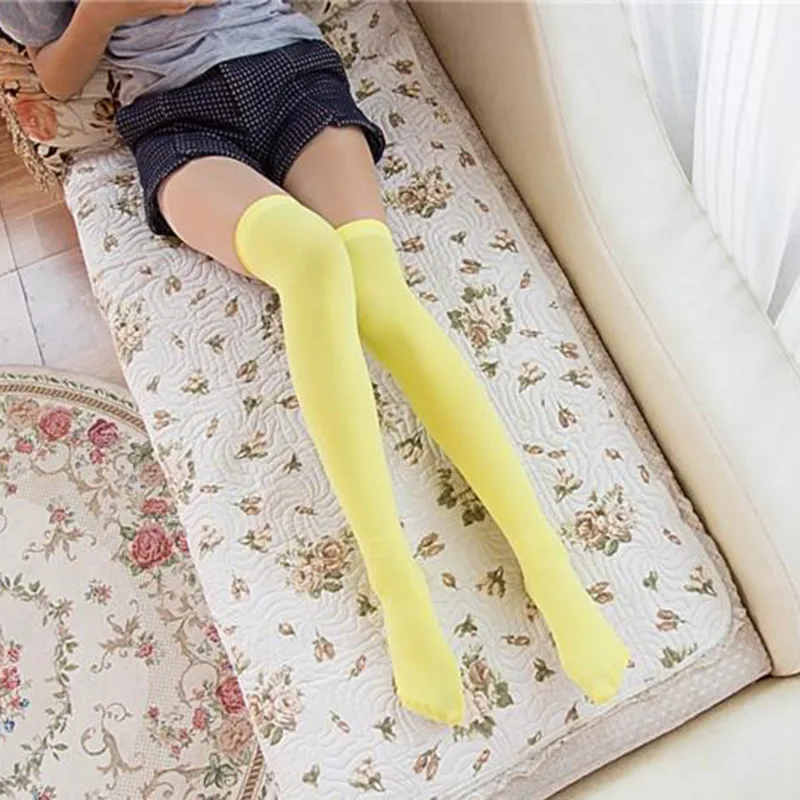 Description Picture 3 of itemSexy Soild Color Long Socks Women Over Knee Thigh High Over The Knee Stockings Lolita Ladies Girls Warm Knee Socks