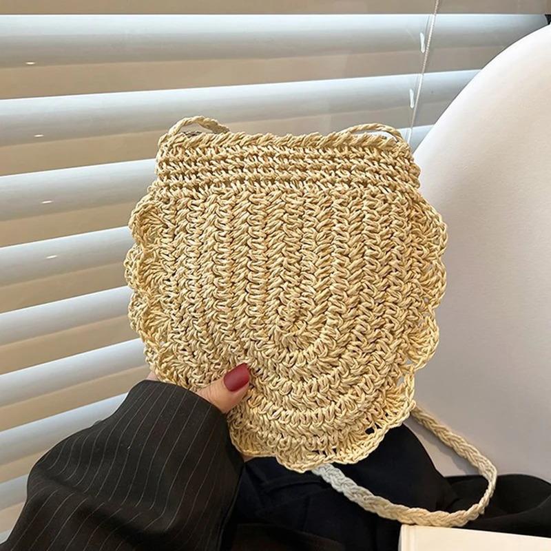 Women Fashion Woven Handbag Straw Woven Tote Bag Vacation Shoulder Bag Large Capacity Ethnic Style for Beach Travel