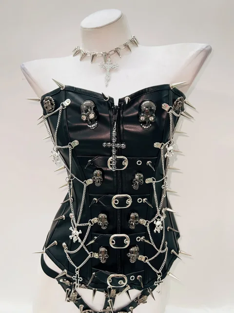 Spikey Buckle Corset 4