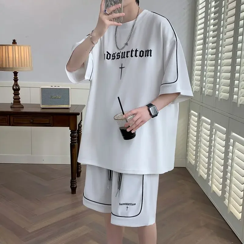 Conjunto de camiseta y pantalones cortos para hombre para correr, con letras, para correr, color blanco, novedad en camisetas y tops, conjunto de pantalones cortos para hombre, ropa de verano, manga c