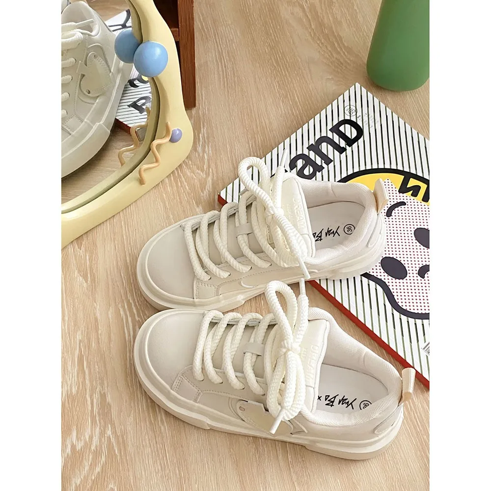 2024 Spring Lace-up Women Casual Shoes Instagram Trendy Design Leather Top Board Shoes Thick Sole Flat Bottom Women Shoes 24-175