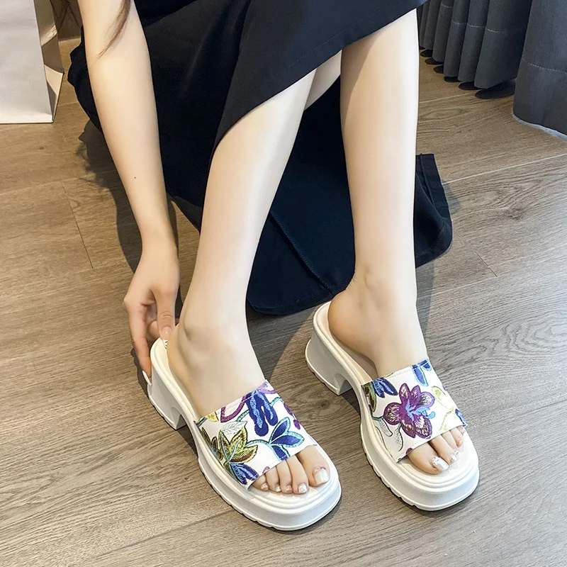 2023 New Ethnic Style Shoes for Women Basic Women's Slippers Summer Casual Thick Heels Slippers Women Fashion Print Shoes Ladies