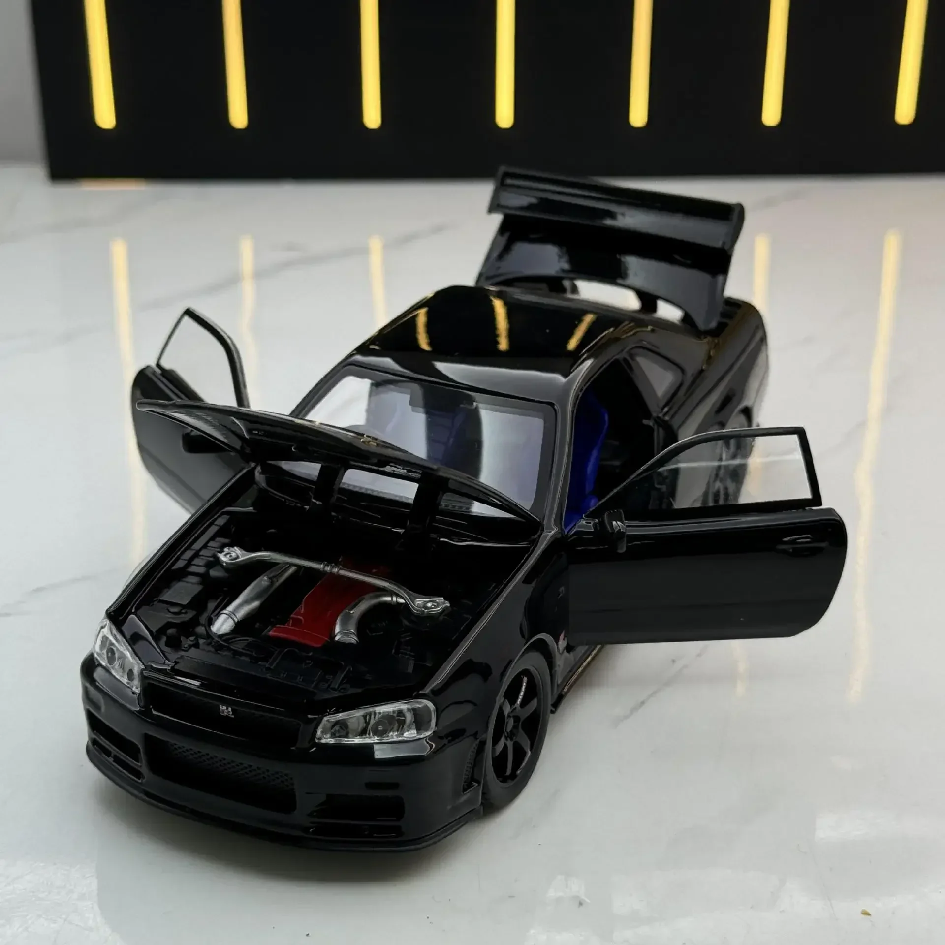 1:32 Nissan Skyline GTR R34 Alloy Scale Model Car Diecast Metal Vehicle Sound＆Light Collectible Children Toy Gifts 2