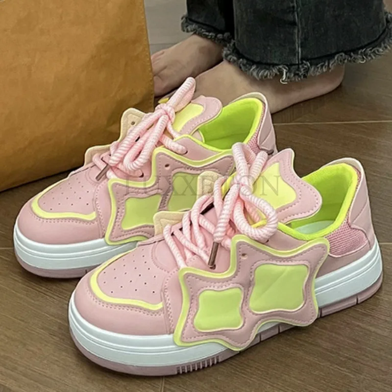 

Обувь для скейтборда на толстой подошве с круглым носком, низким вырезом, украшенная карточками, с сеткой, воздухопроницаемая Удобная универсальная женская спортивная обувь