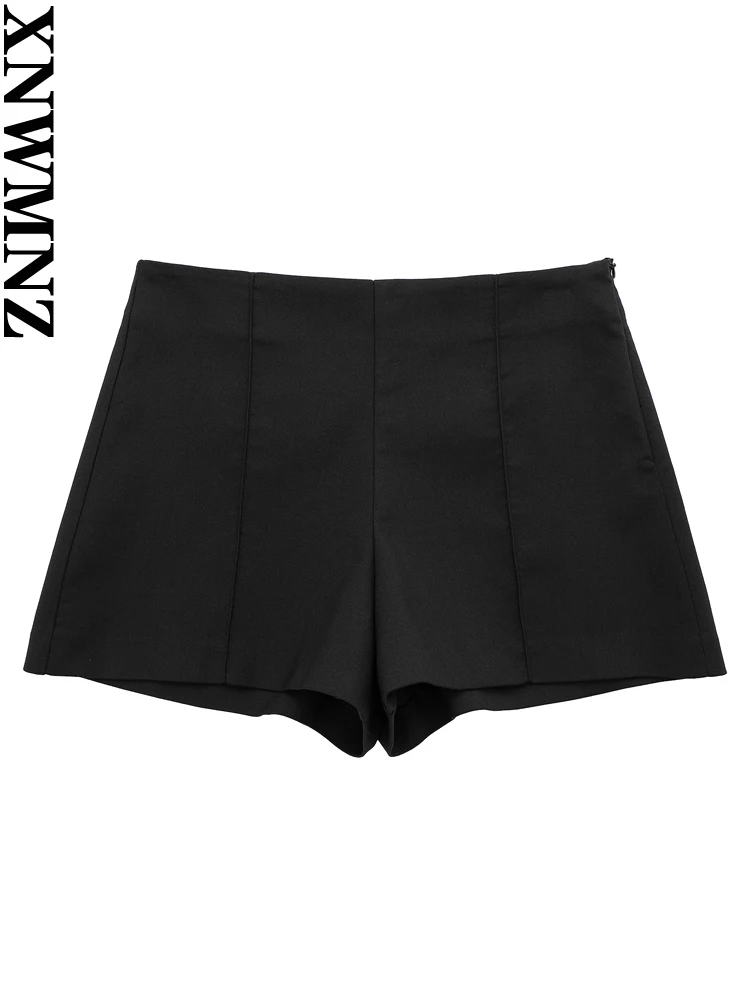 

XNWMNZ 2023 Women Fashion Black Topstitching Shorts Woman Casual Versatile High Waist Side Zipper Female Chic Shorts