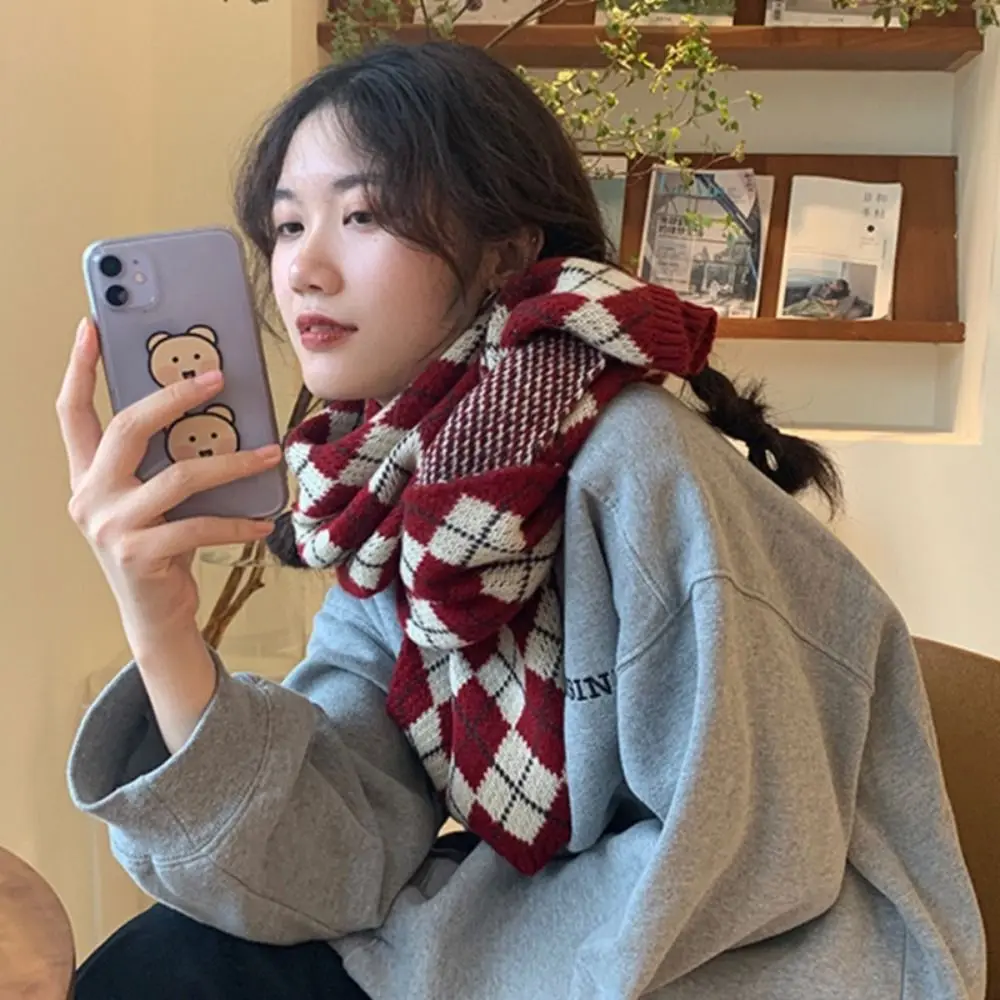 Elegant Korean Style Diamond Check Scarf Thickened Windproof Y2K Checkered Scarf Long Plaid Winter Cashmere Shawl Unisex