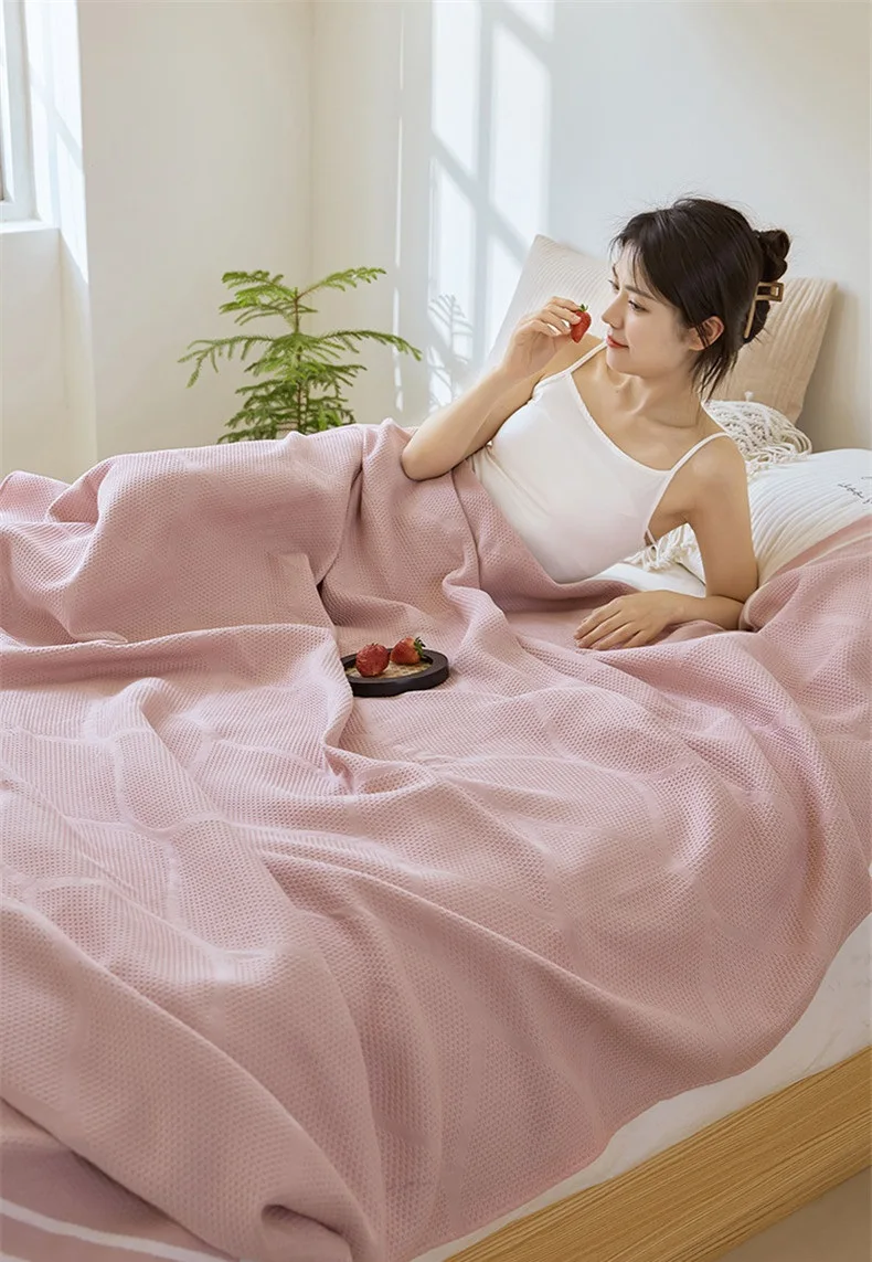 Waffel karierte Baumwolldecken für Betten, solides Auto, Nickerchen, Couch, Sofa, Freizeit, Überwurf, Decke, weich, für Zuhause, Bettdecke, Sommerdecke, Tagesdecke – Detail 5