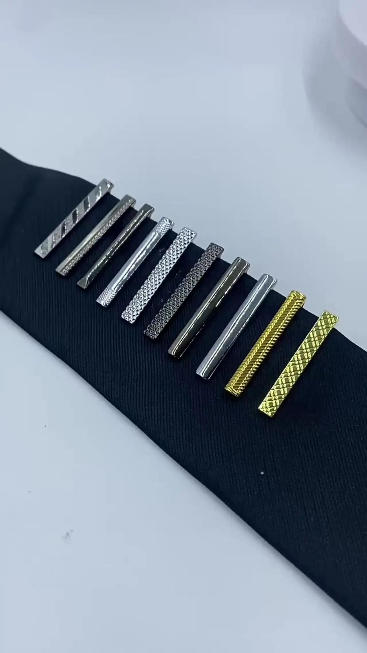 FGHOMEAQFD Pince à Cravate Homme En Métal – Solide & Élégante Pour Mariage, Business, Tenue Formelle – Cadeau Idéal