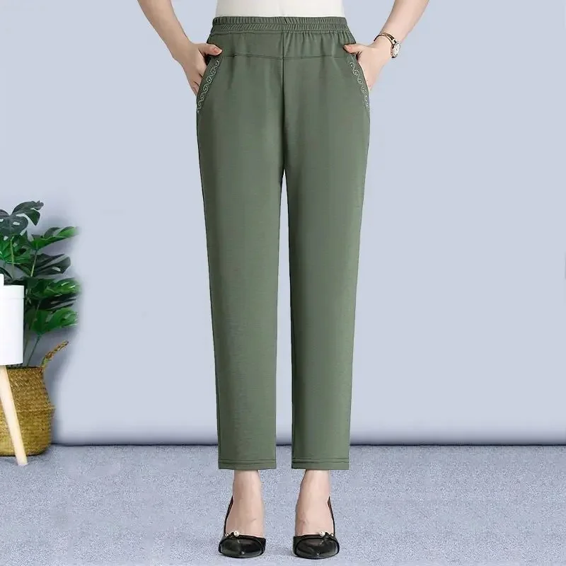 Green [exquisite diamond]]