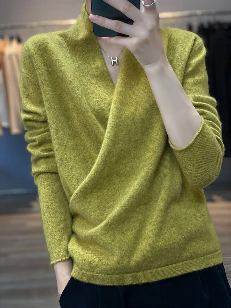 

2023 Autumn And Winter New Wool Sweater Women 100% Wool Loose Soft V-neck Knitted Jumpers Design Sense Niche And Collar Sweater