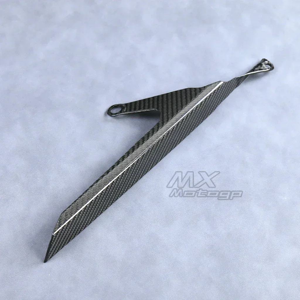 Motorcycle Accessories YZF-R1 Carbon Fiber Motorcycle Rear Chain Guard Cover Decorative Protector Plate Yamaha YZF R1 R1M MT10 FZ10 2015 -