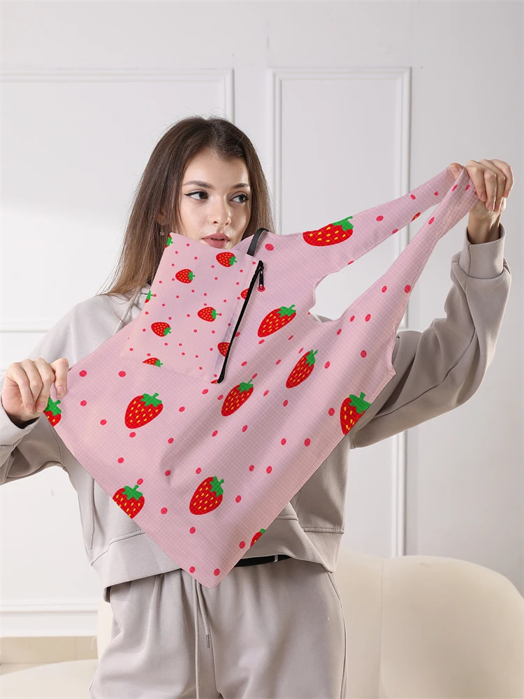 Ladies' Foldable Cartoon Strawberry Pattern Large Shopping Bag Foldable Storage Reusable Easy to Carry Capacity Handbag