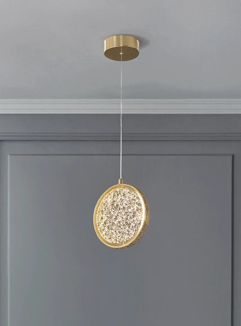 Name: Concentric ChandelierLight color: cold light (above 6500k), natural light (4000-6000k), warm light (2200-3500k)Shade/Case Color: Gold BodyMaterial: acrylicsize:Round A style: 23 x 23 cmRound B style: 15 x 15 cmCable: 2 metersInput voltage: 90V-220V • Colma.do™ • 2023 •